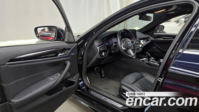 BMW 5-Series 530e M Sport
