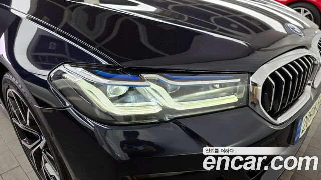 BMW 5-Series 530e M Sport