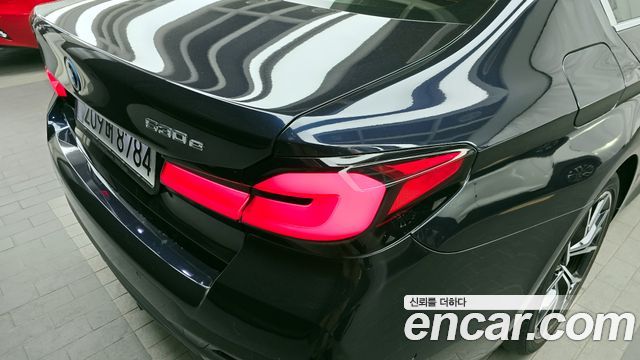 BMW 5-Series 530e M Sport