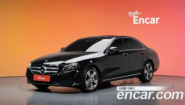 Mercedes-Benz E-Class E300 4MATIC Avnatgarde