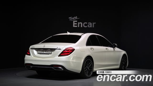 Mercedes-Benz S-Class S350 d 4MATIC AMG Line