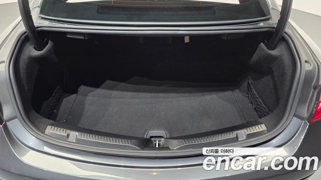 Mercedes-Benz E-Class E220d Coupe