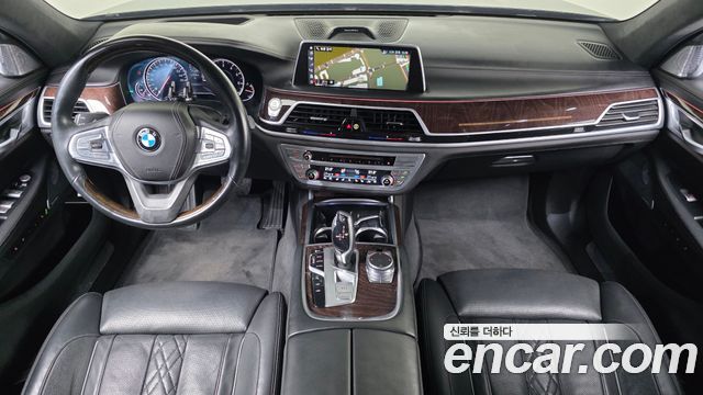 BMW 7-Series 750Li xDrive