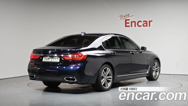 BMW 7-Series 730d xDrive M Sport