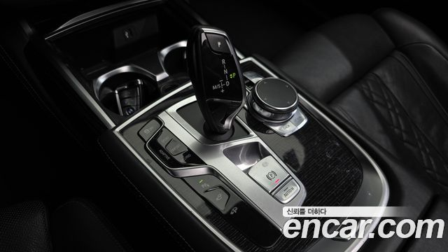 BMW 7-Series 730d xDrive M Sport