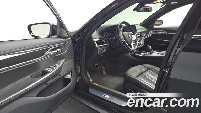 BMW 7-Series 730d xDrive M Sport