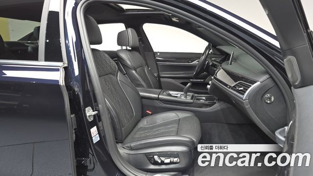 BMW 7-Series 730d xDrive M Sport