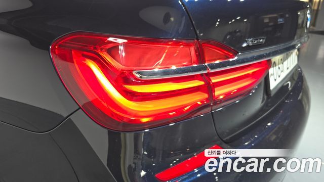 BMW 7-Series 730d xDrive M Sport