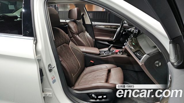 BMW 5-Series 530d Luxury Plus