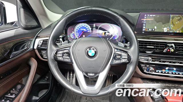BMW 5-Series 530d Luxury Plus