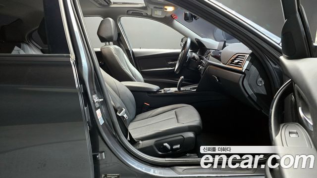 BMW 3-Series 320d