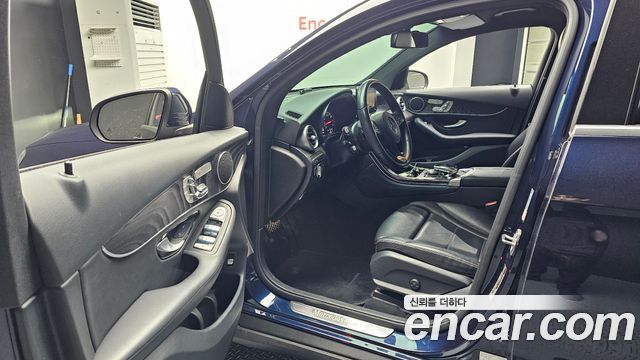 Mercedes-Benz GLC-Class GCL300 4MATIC Coupe