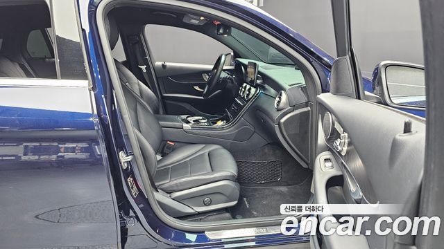 Mercedes-Benz GLC-Class GCL300 4MATIC Coupe