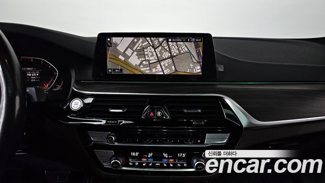 BMW 5-Series 530i M Sport Package Plus