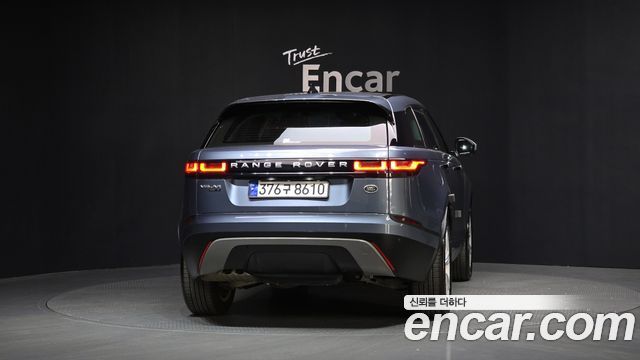Land Rover Range Rover Velar 2.0 D240 SE