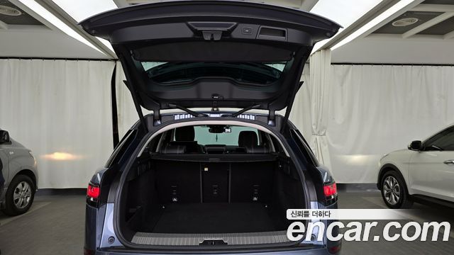 Land Rover Range Rover Velar 2.0 D240 SE