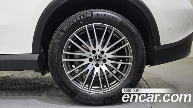 Mercedes-Benz GLC-Class GLC220 d 4MATIC