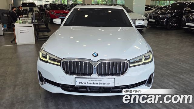 BMW 5-Series 530i Luxury