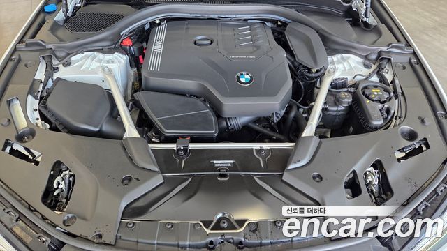 BMW 5-Series 530i Luxury