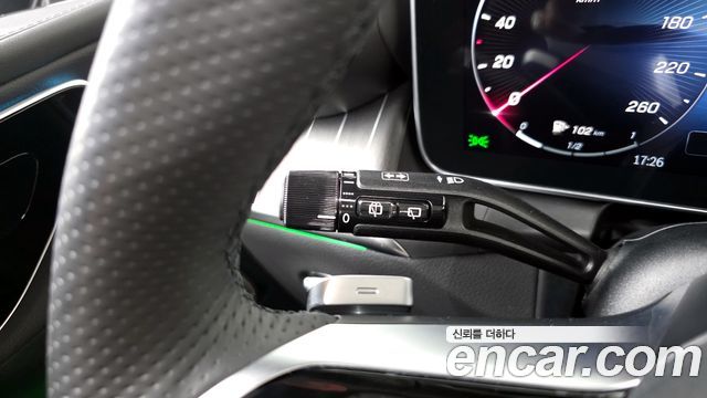 Mercedes-Benz GLC-Class GLC300 4MATIC AMG Line