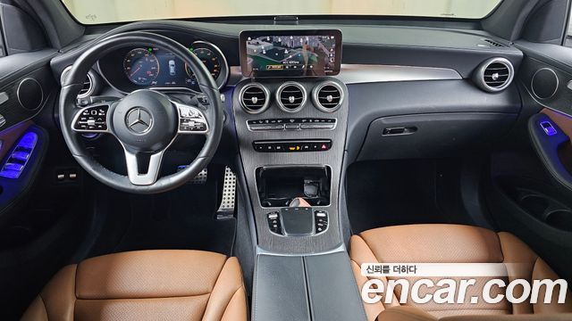 Mercedes-Benz GLC-Class GLC300e 4MATIC Coupe