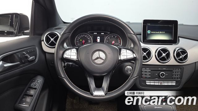 Mercedes-Benz B-Class B220
