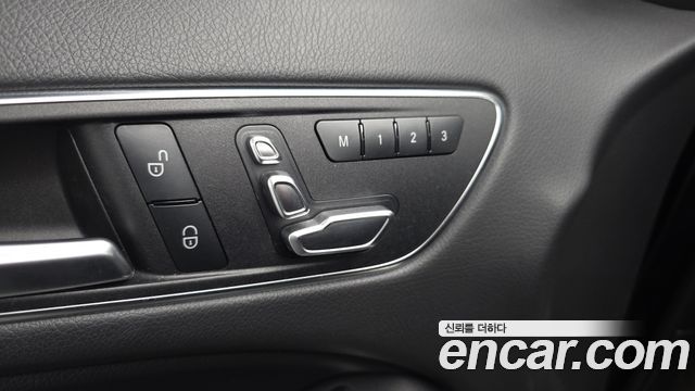 Mercedes-Benz B-Class B220