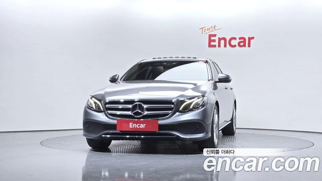 Mercedes-Benz E-Class E200 Avantgarde