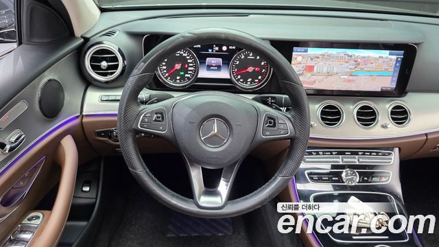 Mercedes-Benz E-Class E200 Avantgarde