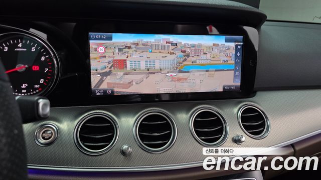 Mercedes-Benz E-Class E200 Avantgarde