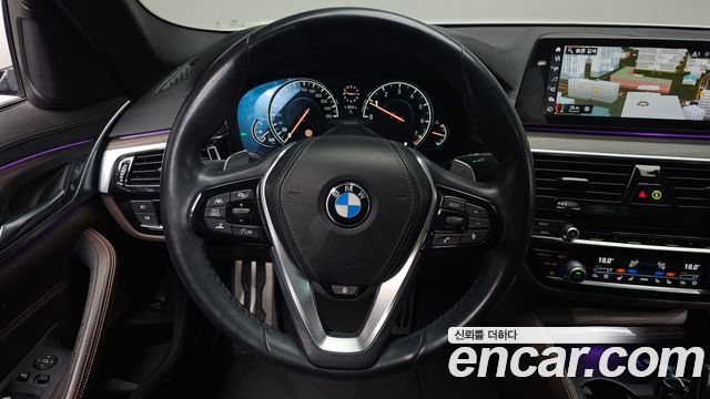 BMW 5-Series 530i xDrive M Sport Package Plus