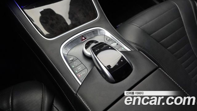 Mercedes-Benz S-Class S500L