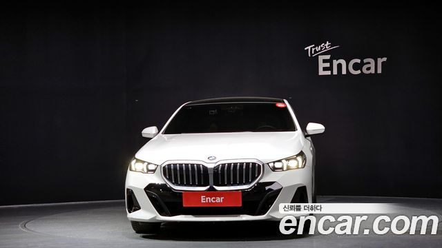 BMW 5-Series 530i xDrive M Sport