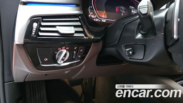 BMW Gran Turismo 630i xDrive Luxury