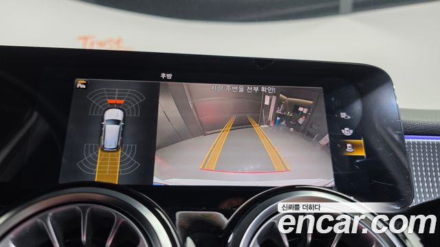 Mercedes-Benz GLB-Class GLB200 d