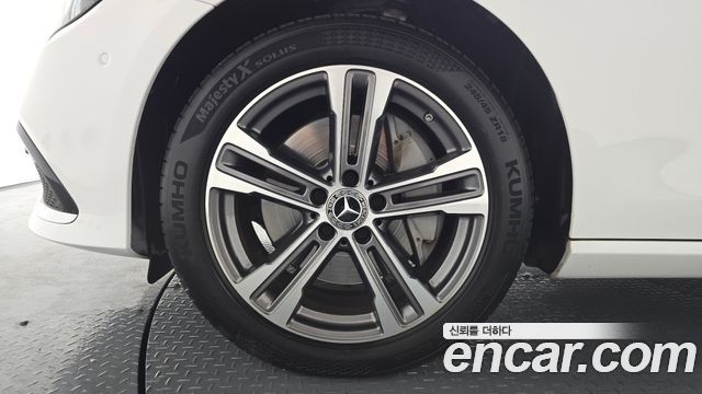 Mercedes-Benz E-Class E350 4MATIC Avantgarde