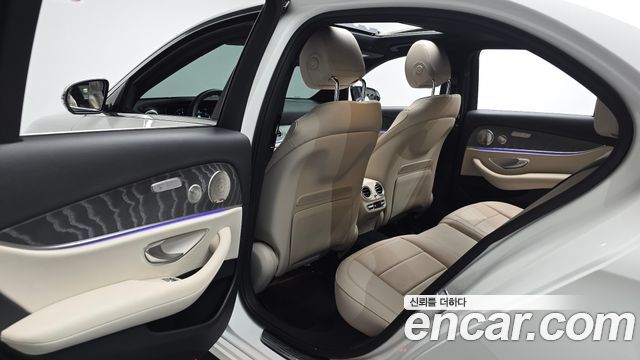 Mercedes-Benz E-Class E350 4MATIC Avantgarde