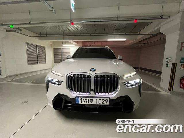 BMW X7 xDrive 40i M Sport 7STR
