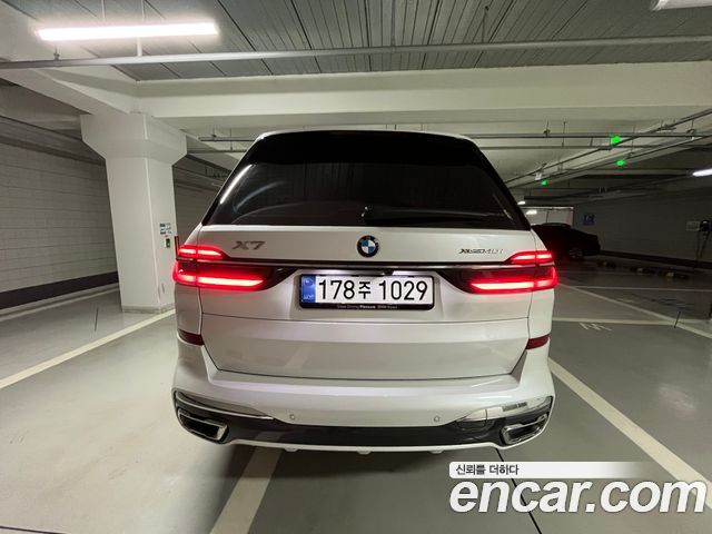 BMW X7 xDrive 40i M Sport 7STR