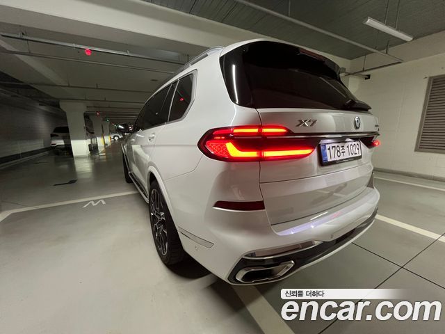 BMW X7 xDrive 40i M Sport 7STR