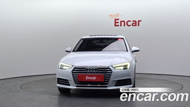 Audi A4 30 TDI Premium