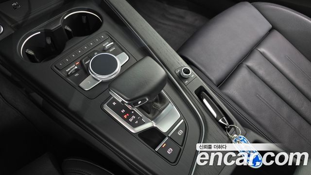 Audi A4 30 TDI Premium
