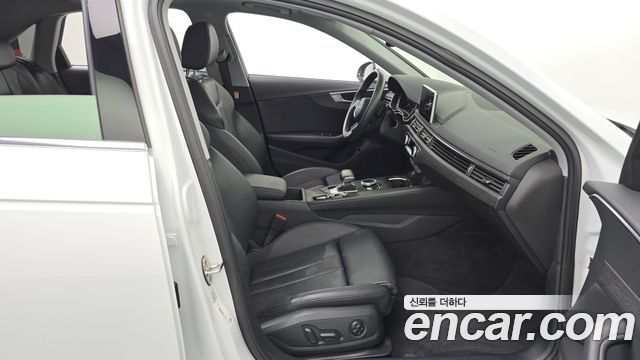 Audi A4 30 TDI Premium