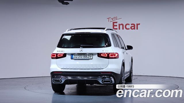 Mercedes-Benz GLB-Class GLB250 4MATIC