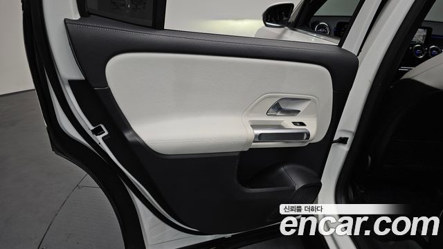 Mercedes-Benz GLB-Class GLB250 4MATIC