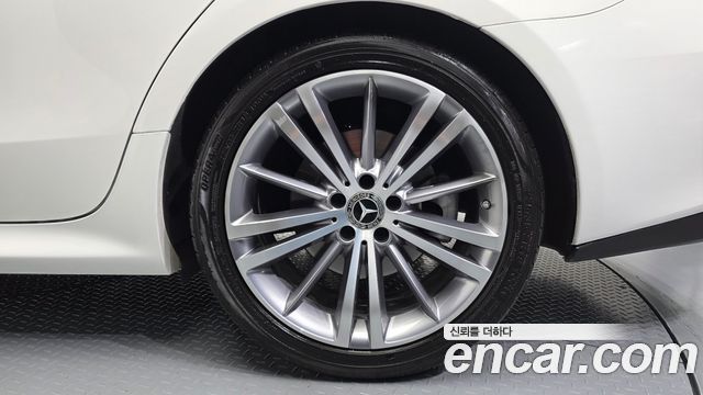 Mercedes-Benz CLS-Class CLS400d 4MATIC