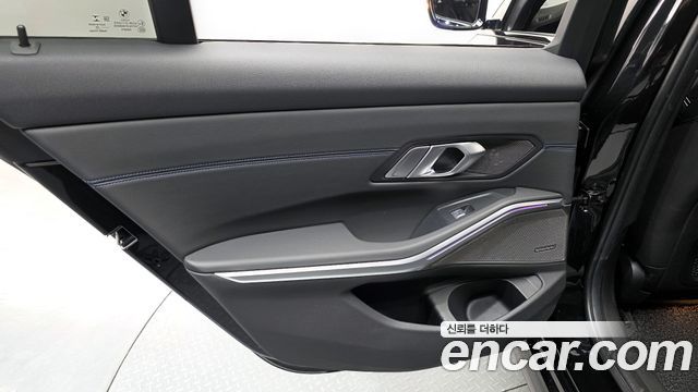 BMW 3-Series 320i M Sport