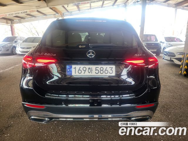 Mercedes-Benz GLC-Class GLC220 d 4MATIC