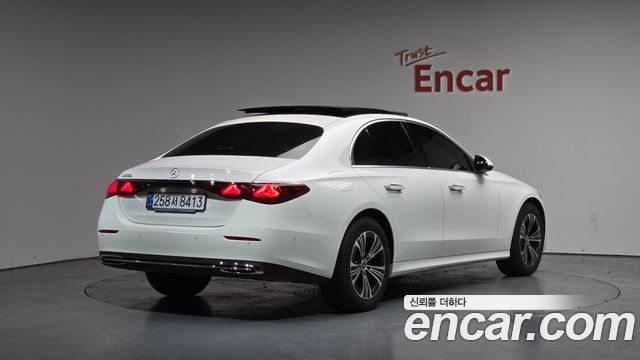 Mercedes-Benz E-Class E200 Avantgarde