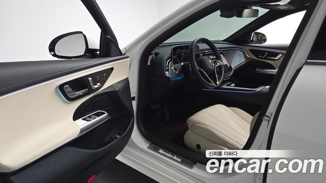 Mercedes-Benz E-Class E200 Avantgarde